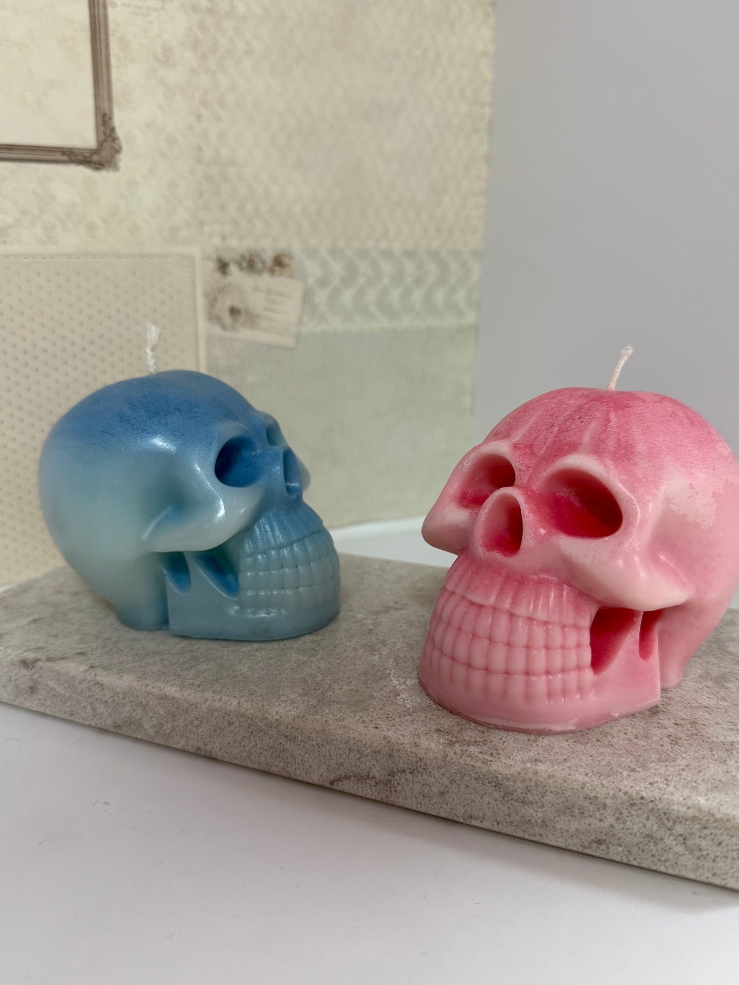 Large Skull Candle