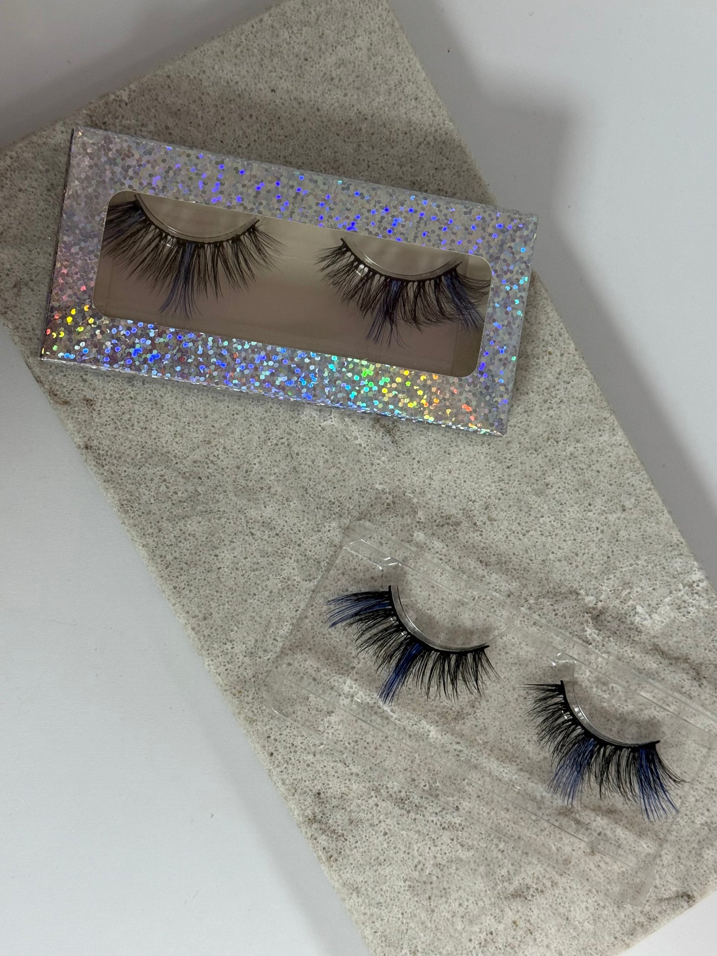 Coloured Eyelashes, Middle And End