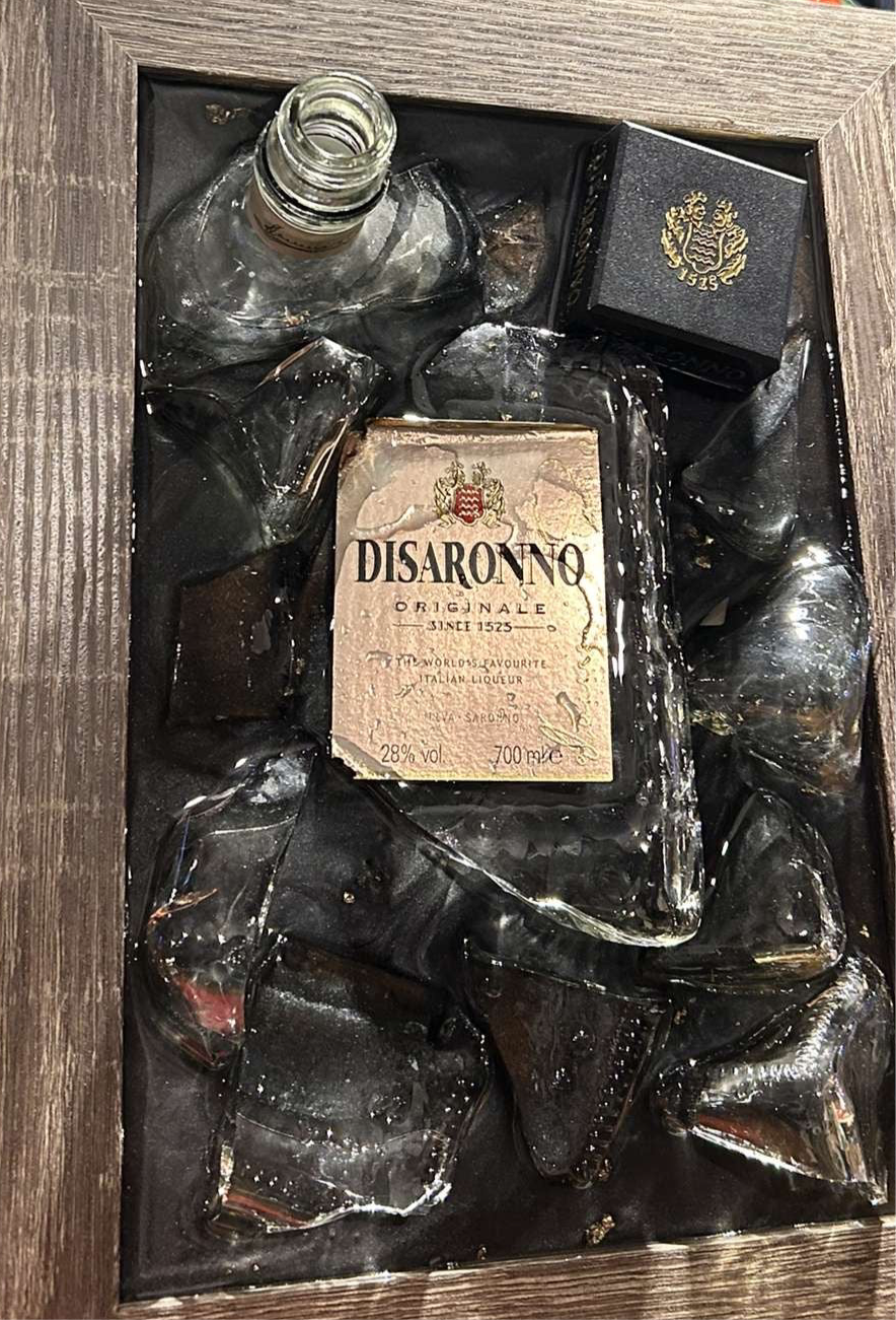 Disaronno Resin Art Picture Frame