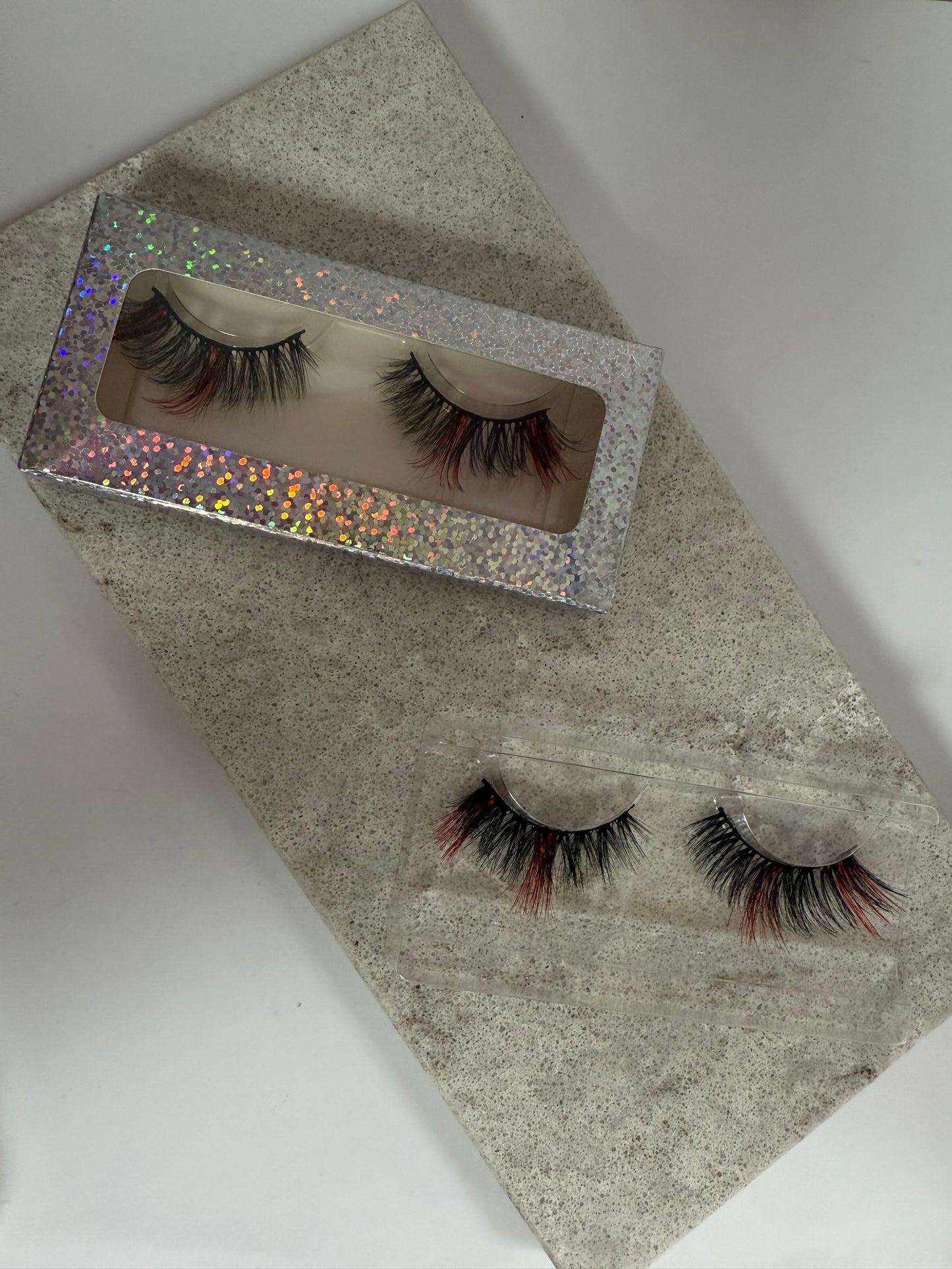 Coloured Eyelashes, Middle And End