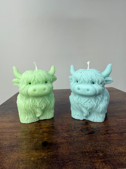 Highland Cow Candle Customisable