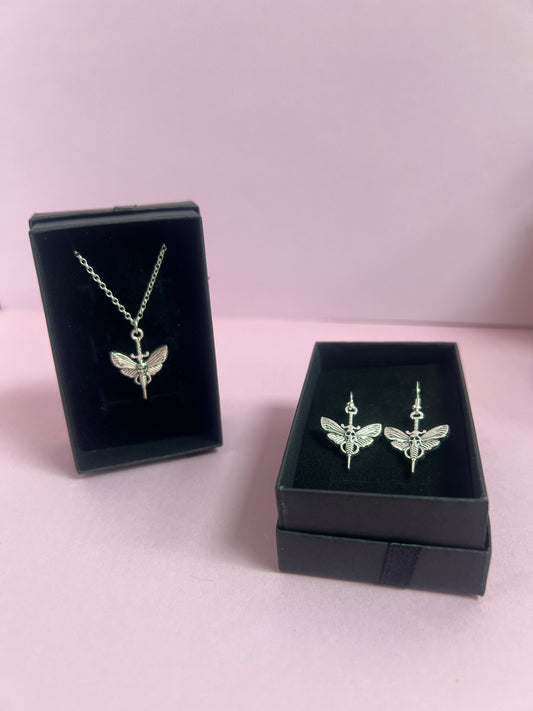 Skull + Wing Necklace Set